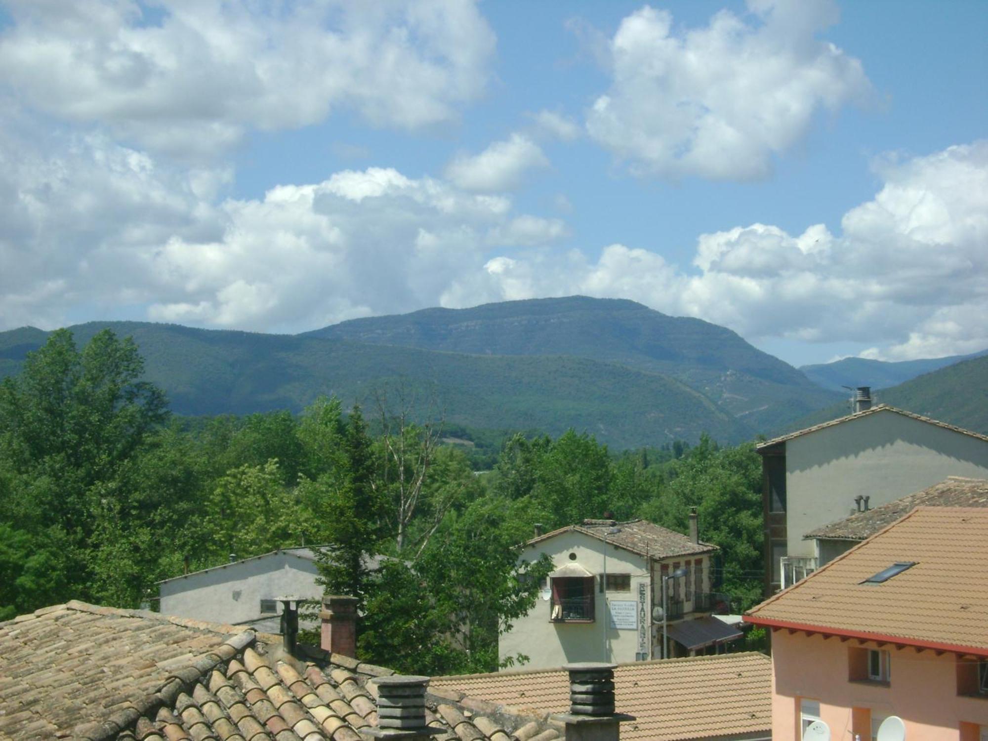 Hostal Pirineos Ainsa Exterior photo